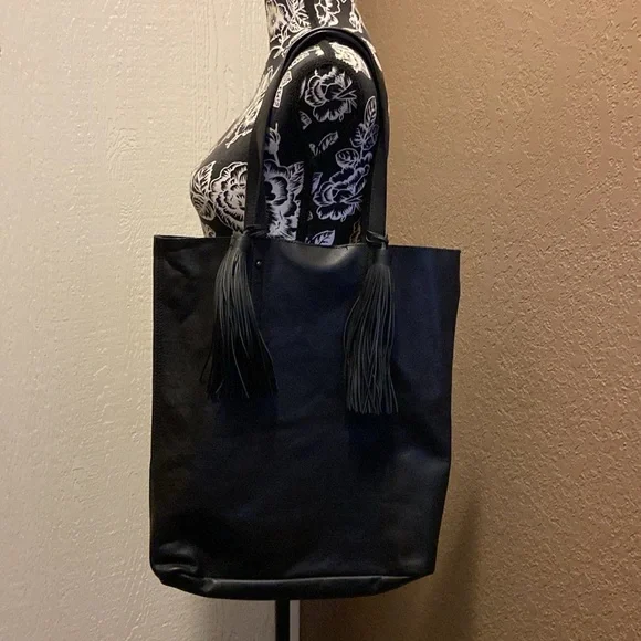 NWOT Loeffler Randall Cruise leather tote - Picture 3 of 16